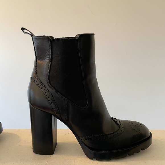 Zara Chelsea leather booties - Picture 3 of 6